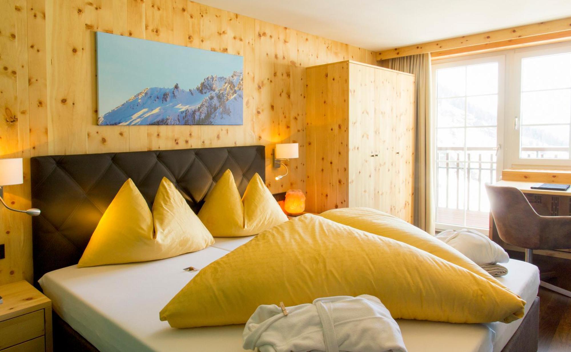 Wohlfuehlhotel Hubertushof Штубен-ам-Арльберг Экстерьер фото